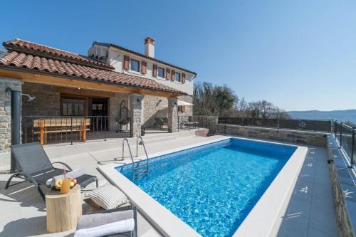 Marcenegla Villa | Villa Poji