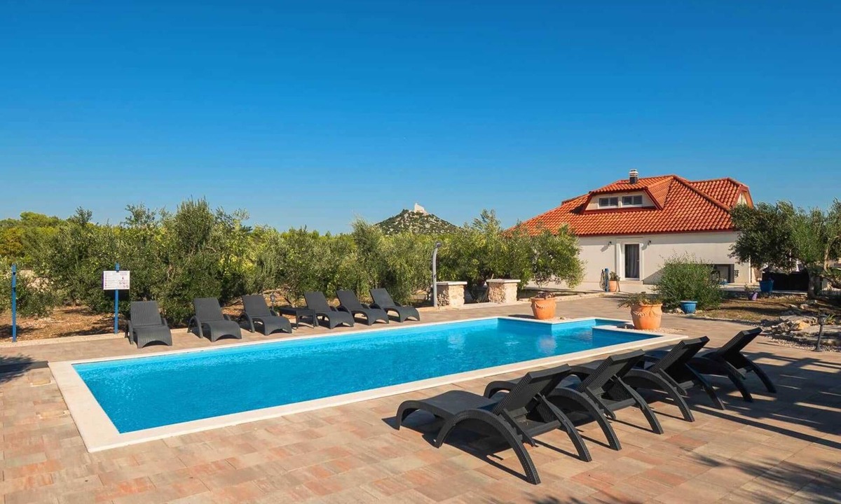 Vodice Villa | Villa Red Hacienda with Pool