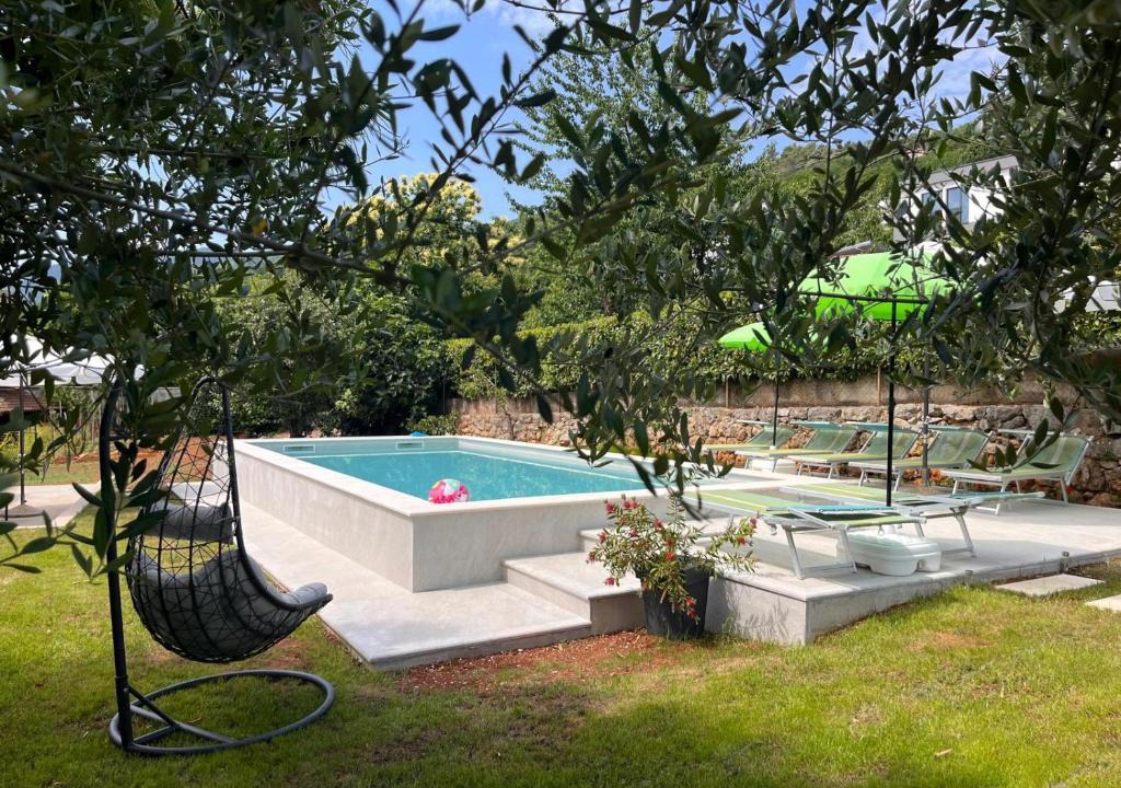 Opric Apartment | Villa Riviera blue with seaview, pool, whirlpool, parking and boat excursions