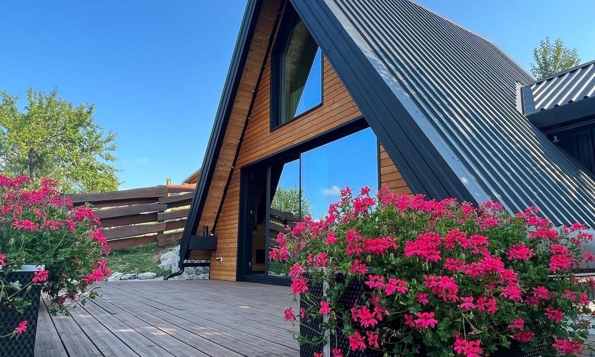 Kupjak Villa | Villa Roza by Villas Guide