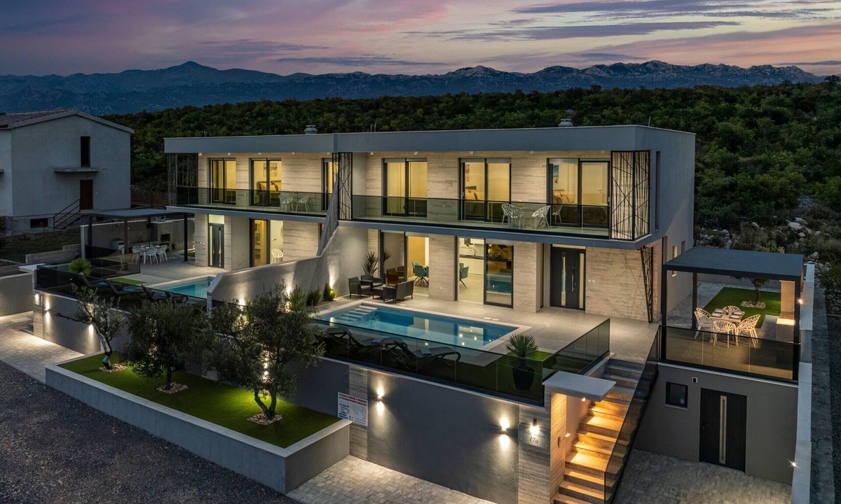 Maslenica Villa | Villa Solina ZadarVillas