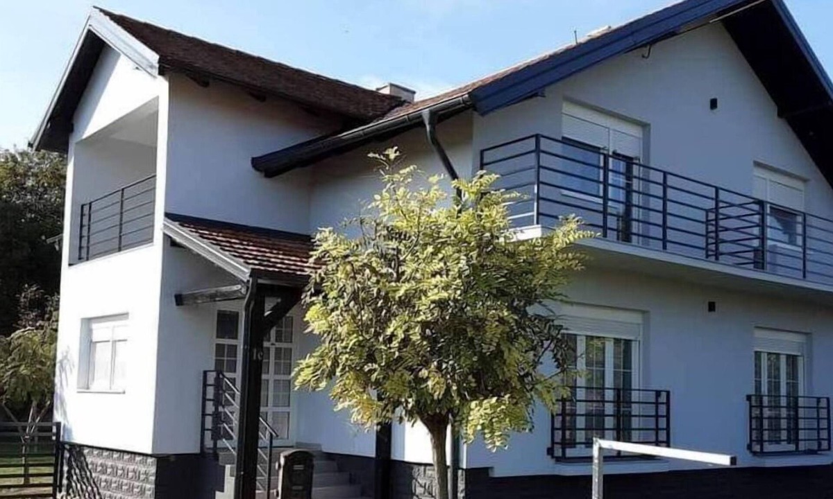 Karanac Villa | Villa Sorella beautiful 3-Bedroom Villa in Karanac