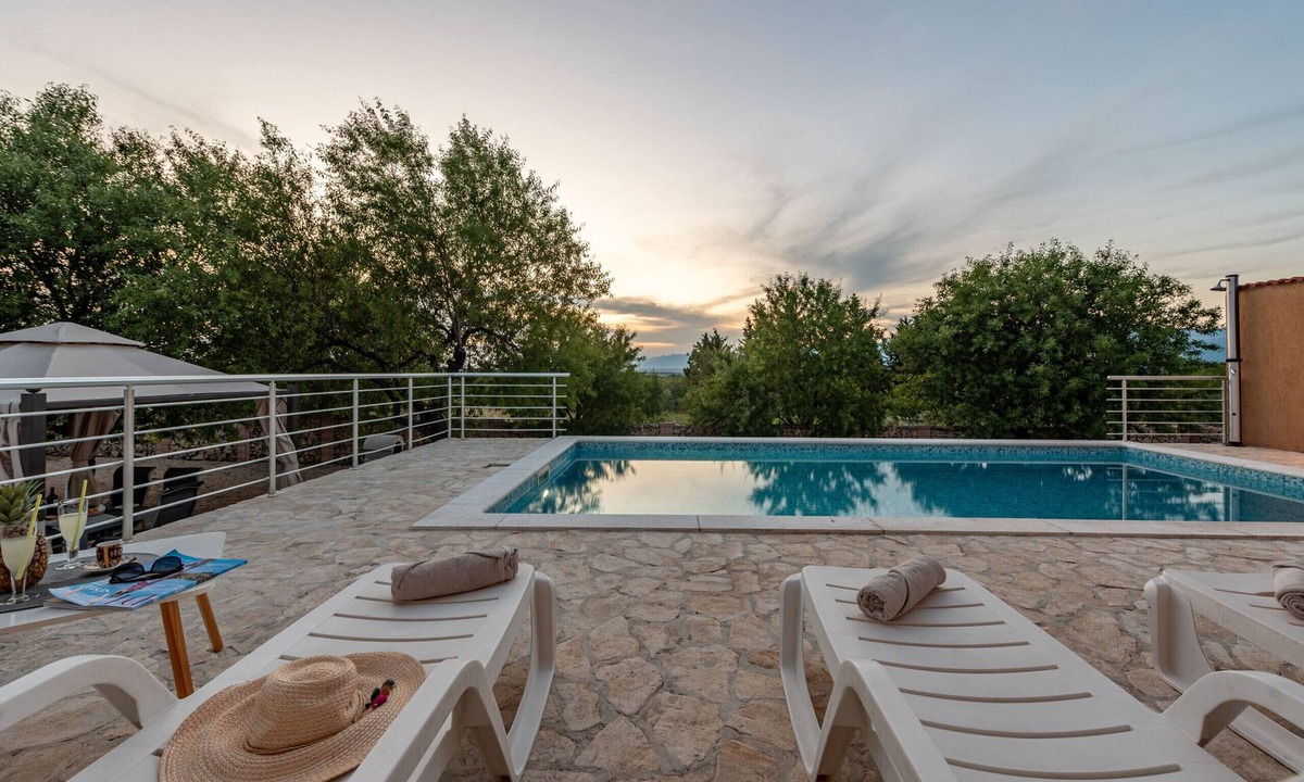 Benkovac Villa | Villa Stella ZadarVillas