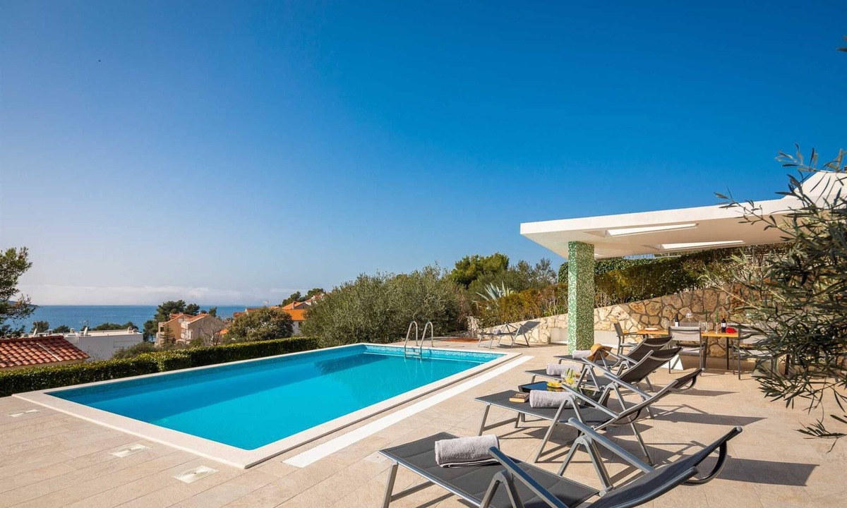 Zaboric Villa | Villa Tela with Swimming Pool