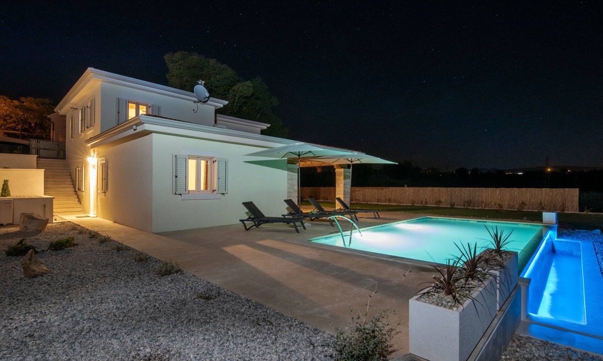 Vinez House | Villa Tereza by Interhome