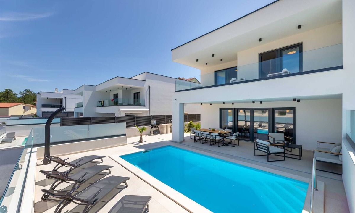 Klimno Villa | Villa Terra Bianca with heated pool & Seaview