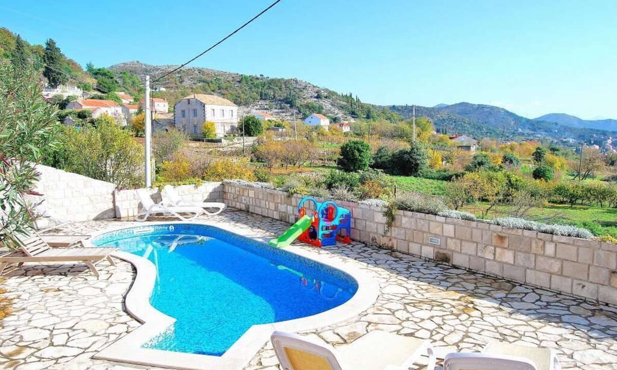 Orasac Villa | Villa Tony - Five Bedroom Villa with Terrace, Swimming Pool and Sea View