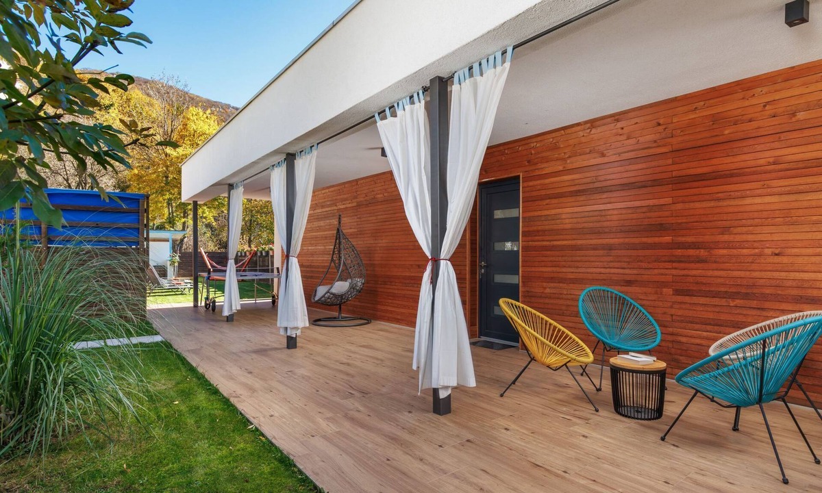 Ledenice House | Villa Verimar by Interhome