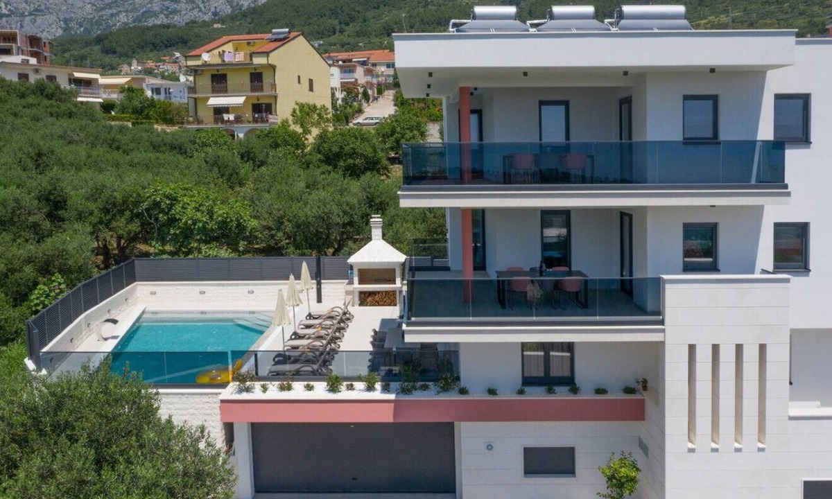 Umac Villa | Villa VID Amazing Seaview