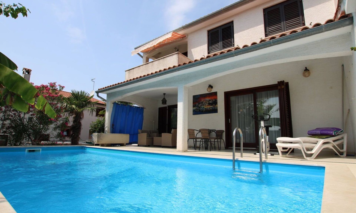 Vrvari House | Villa Viktoria/HR-11041-01 by Interhome