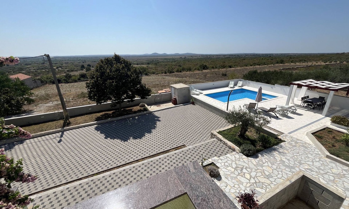 Velim House | Villa Villa Nadin (V9998-K1) - Nadin