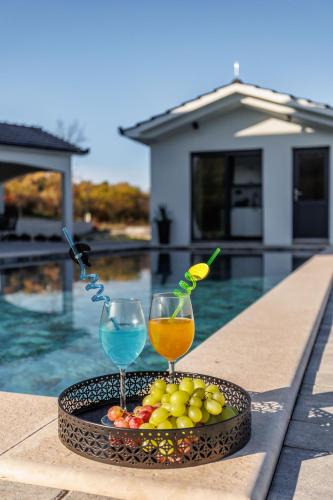 Trilj Villa | Villa Vilma-house with heated pool & garden