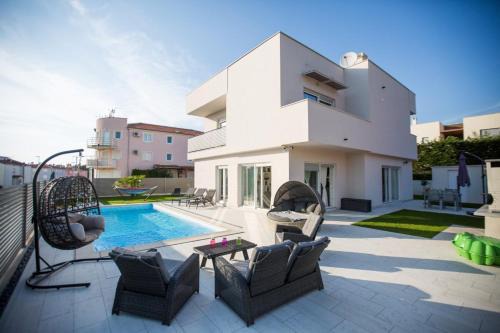 Karigador Villa | Villa Virtus