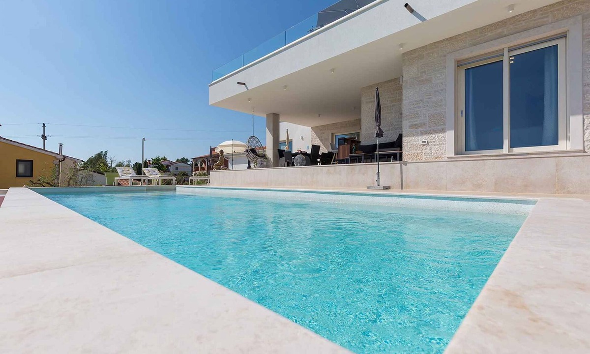 Kastelir Villa | Villa with pool and air conditioning