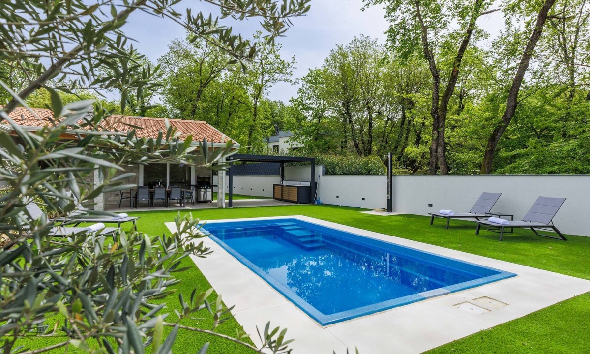 Babici House | Villa Zoia by Interhome