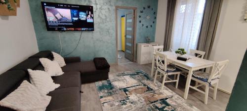 Tirnaveni Apartment | VITAN Central Apartament