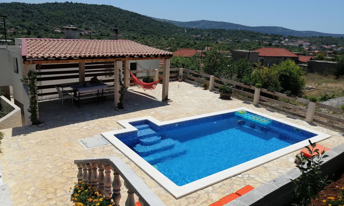 Seget House | Vrsine in the heart of Dalmatia is the most beautiful region of Croatia.