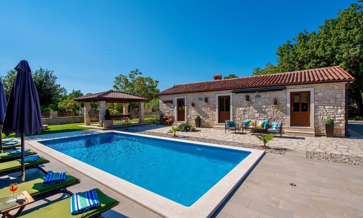 Sveta Nedelja House | Well Equipped Charming Istrian Cottage