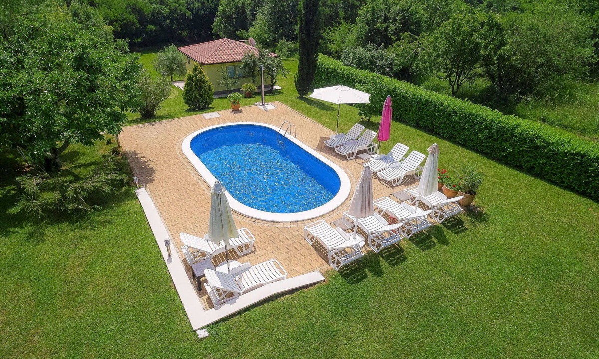 Marceljani House | Wonderful private villa for 2 guests with WIFI, pool, A/C, TV and terrace