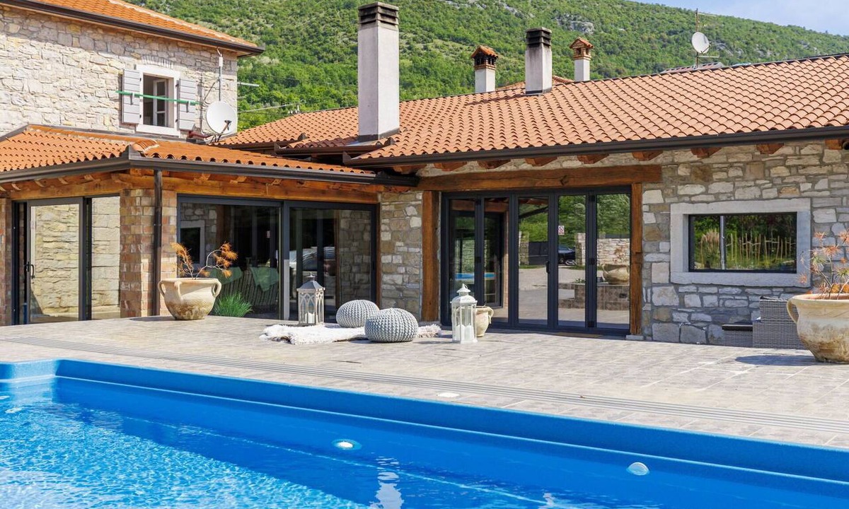 Gradinje Villa | Wonderful private villa with WIFI, A/C, private pool, TV, terrace, pets allowed and panoramic view
