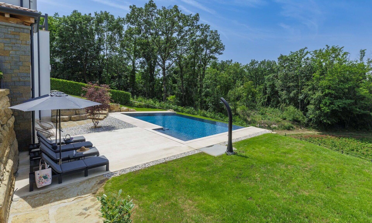 Novaki Motovunski House | Wonderful villa for 6 guests with WIFI, A/C, private pool, TV and terrace