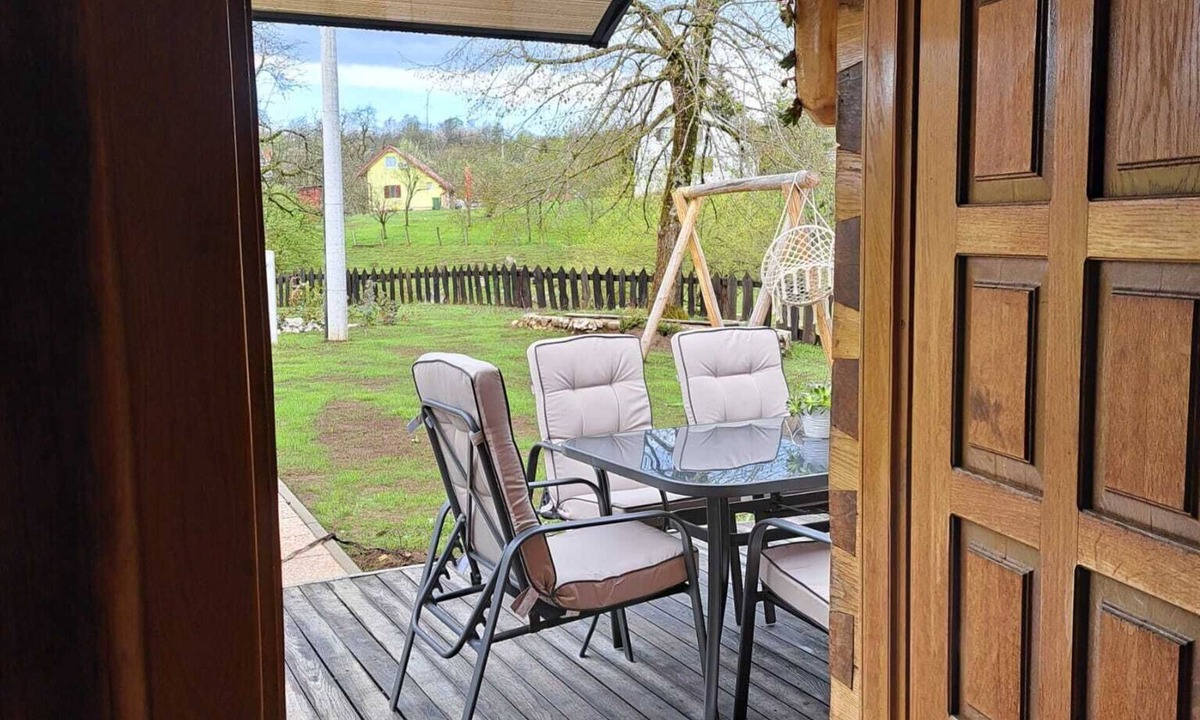 Slunj Cabin | Wood cottage near Plitvice lake and Rastoke