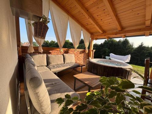 Breznik Plesivicki House | Wooden fairy tale vacation house