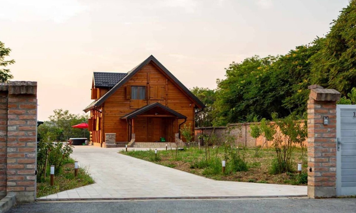 Vukovar Villa | Wooden House Vučedol - Four bedroom villa