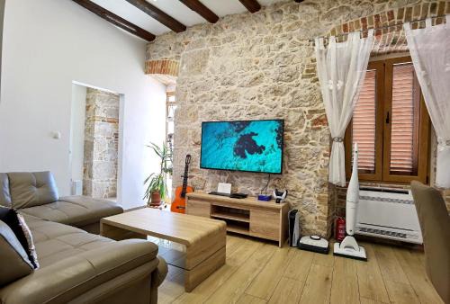 Plisac Apartment | XY Suites - Design Apartments
