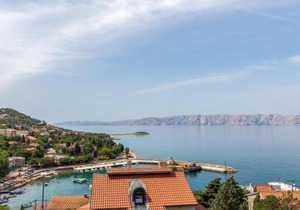 1 Bedroom Amazing Apartment In Klenovica