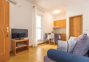 1 bedroom stunning apartment in Makarska in Makarska