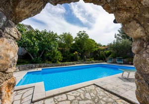 190 m² Villa ∙ 3 bedrooms ∙ 6 guests in Nenadići