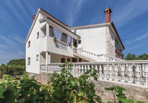 2 bedroom accommodation in Koromacno in Sveti Lovreč Labinski