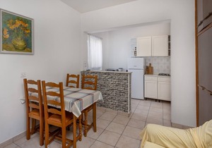 2 bedroom accommodation in Rab