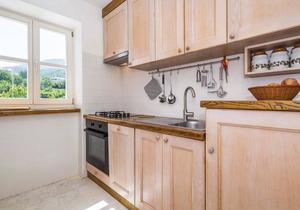3 bedroom accommodation in Brsec