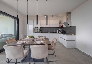 3 bedroom cozy apartment in Kostrena