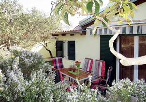 60 m² Accommodation ∙ 2 bedrooms ∙ 6 guests in Zečevo Rogozničko