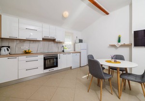 80 m² Apartment ∙ 2 bedrooms ∙ 5 guests in Kampor