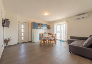 Amazing apartment in Privlaka with WiFi