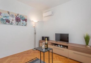 Amazing Apartment In Pobri With Wifi in Volosko