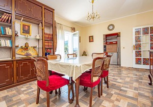 Amazing apartment in Raslina with WiFi