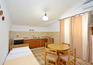 Apartment ∙ 1 bedroom ∙ 4 guests in Jadrtovac
