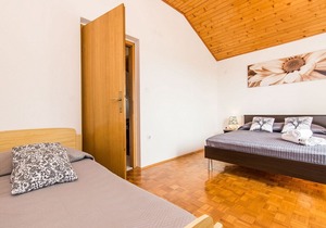 Apartment MiMa - 150 m from the beach: A3(5+1) - Susica, Island Ugljan, Croatia