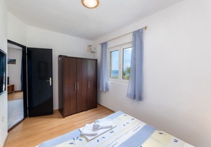 Apartment More - 60m from the sea: A3 Sime(2+2) - Brist, Riviera Makarska, Croatia in Riviera Makarska