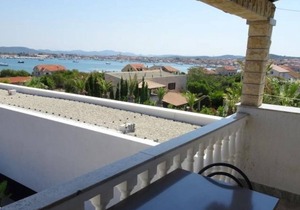 Apartment Nada - 150m from sea : A6 (4+2) - Murter, Island Murter, Croatia