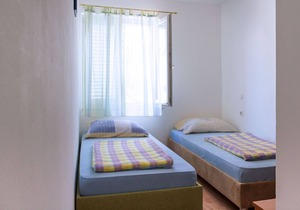 Apartment Super - 50 m from pebble beach: A6 Anja - 2.kat(2+2) - Povljana, Island Pag, Croatia in Island Pag