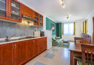 Apartment with large pool, volleyball court, table tennis and table football in Valtura