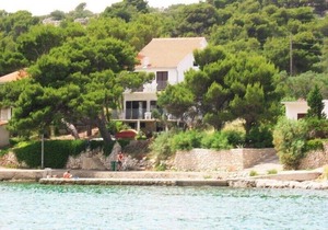 Apartments and rooms Marija Apartment