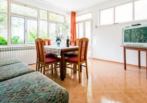 apartments klis -two-bedroom apartment with terrace in Mlini
