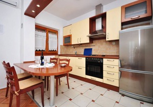 Apartments Luna in Pag
